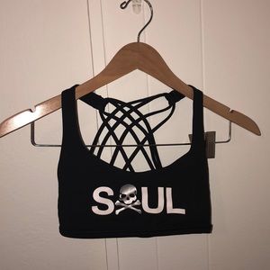 Free to be wild sports bra
